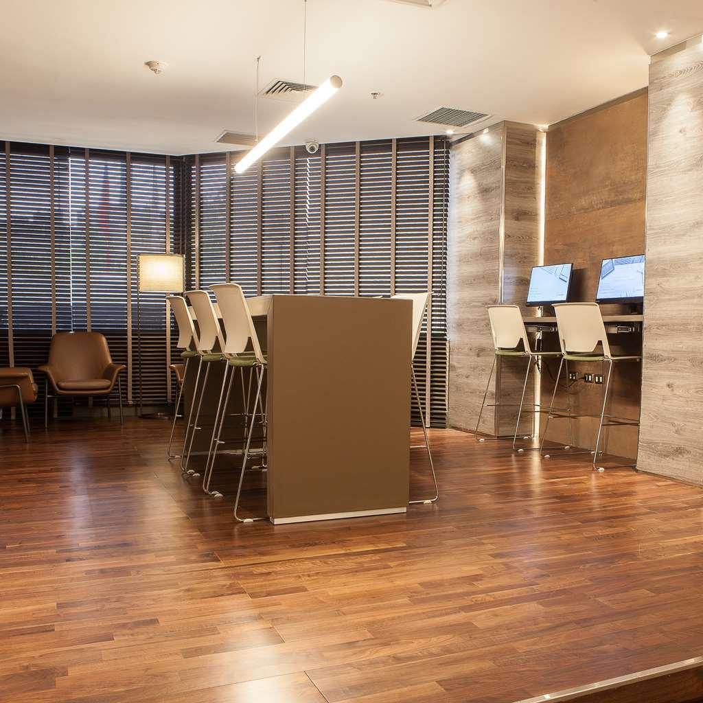Hotel Plaza Σαντιάγκο Ανέσεις φωτογραφία